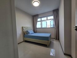 Blk 293D Skypeak @ Bukit Batok (Bukit Batok), HDB 3 Rooms #521213461